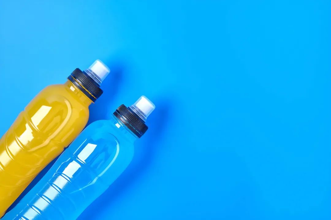 这两种饮品别混在一起喝，否则损伤大脑