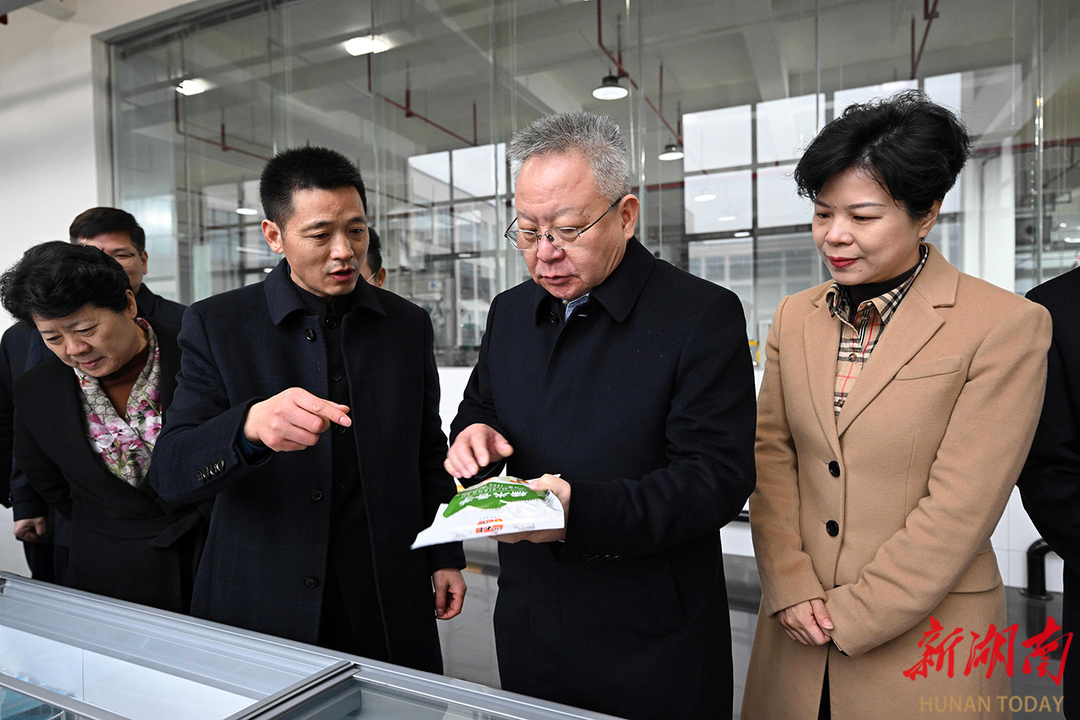 2月14日，沈晓明来到彭记坊农业科技发展有限公司调研。