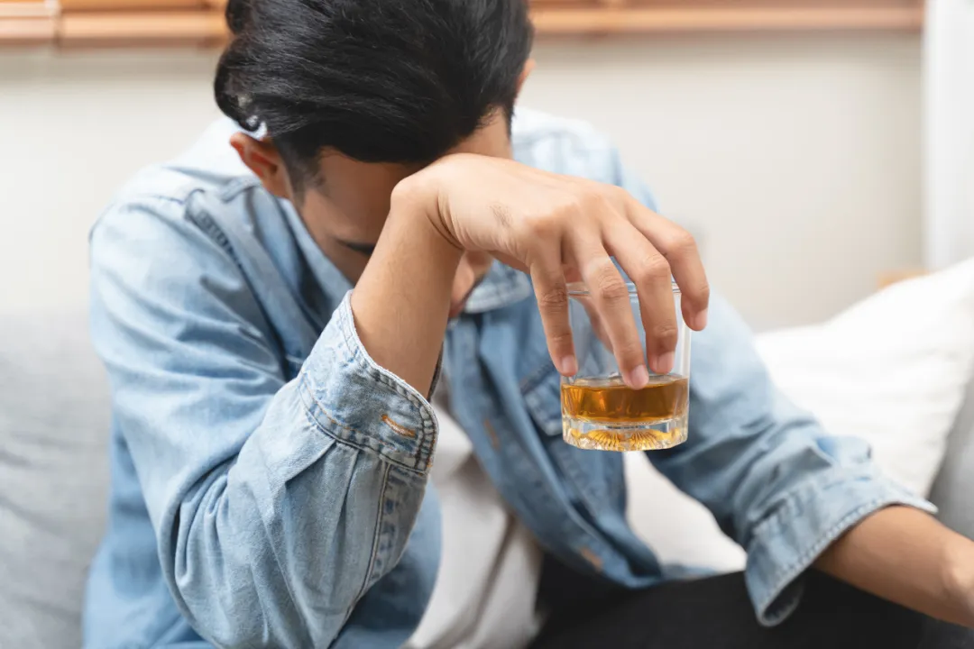 寿命长短与喝酒有很大关系？调查11558名饮酒者，终于得出答案