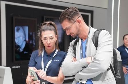 时隔两年手机市场止跌回升，今年迎来“换机潮”？