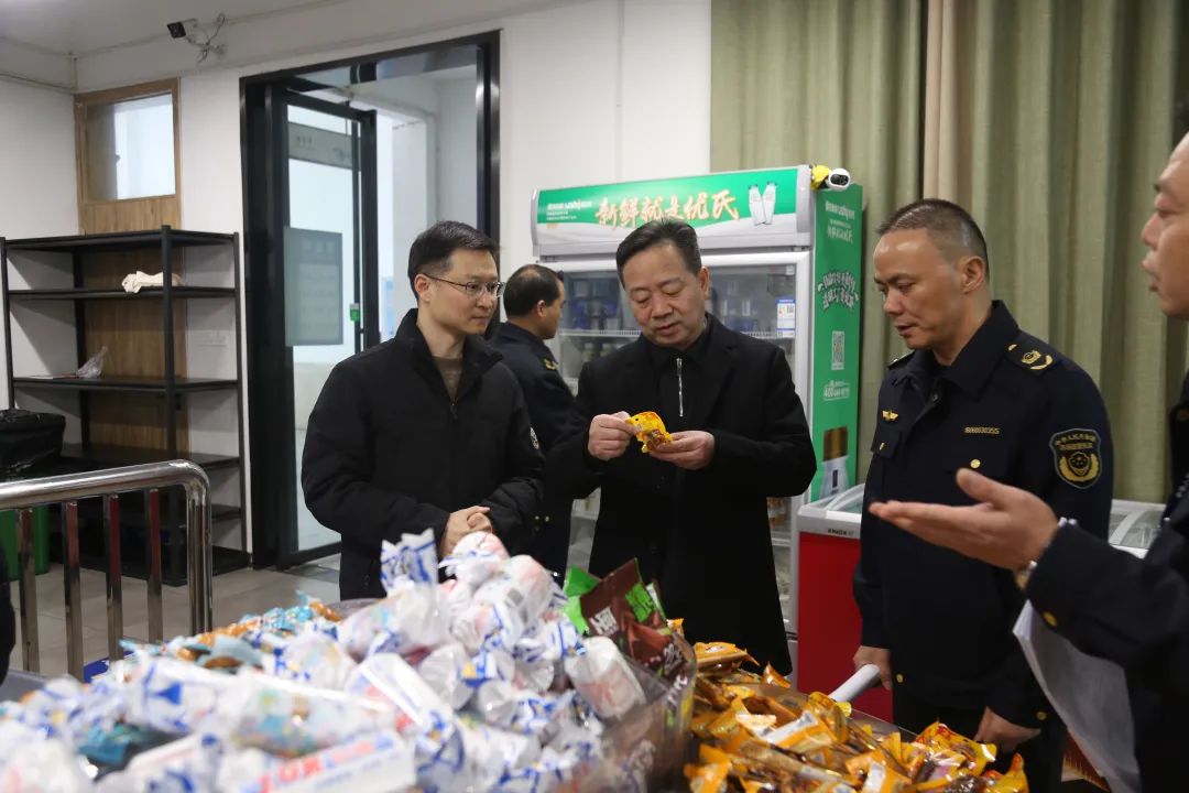 新港区开展春季校园食品督导检查