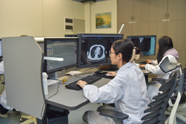 医用胶片怎么看省医便民到身边⑤｜数字“云”胶片，让检查资料随时随地可查_https://www.jmylbn.com_新闻资讯_第1张