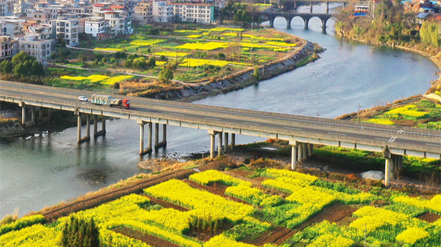 Spring Scenery Across Hunan