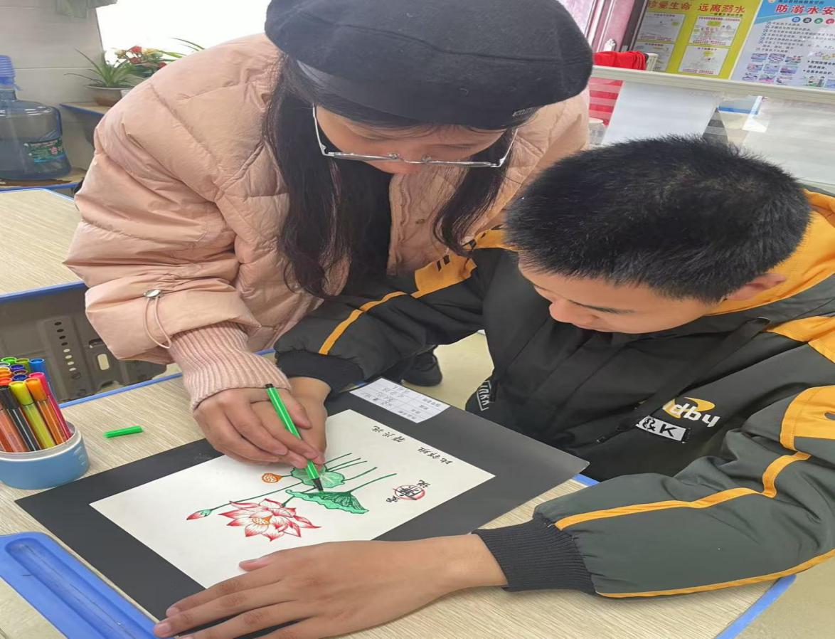 衡山县特殊教育学校举办“清廉进校园”绘画活动，绘就清正廉洁新画卷