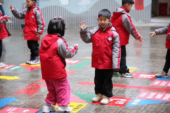 株洲市天元区建宁实验小学：课间活动焕新颜 