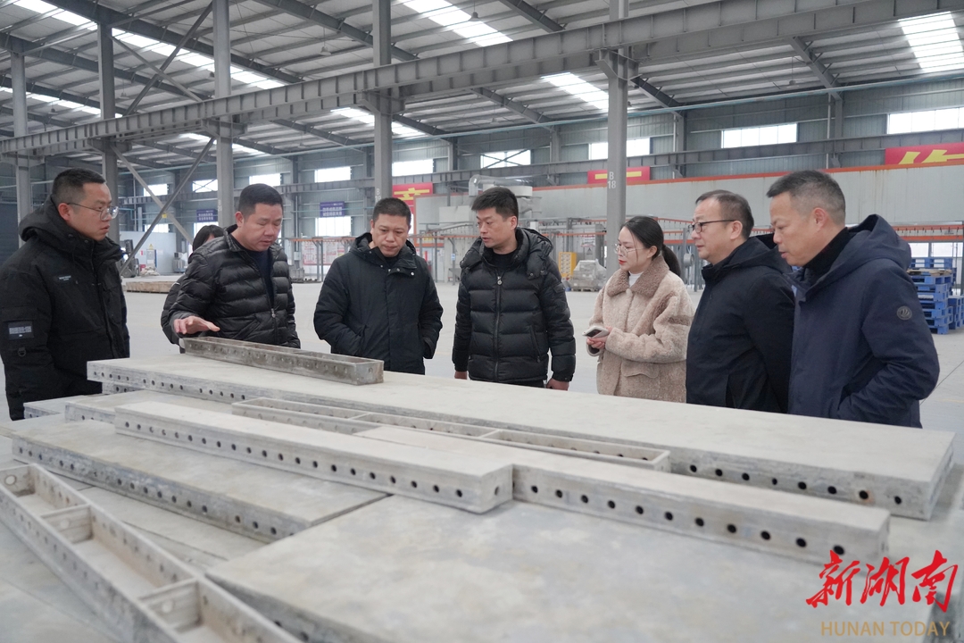 服务“心贴心” 暖企“实打实” 财鑫集团金融服务进园区走进汉寿、西湖