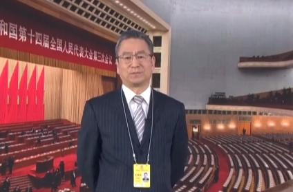 如何看待王毅对美国发出5问？“好房子”什么样？白岩松解读