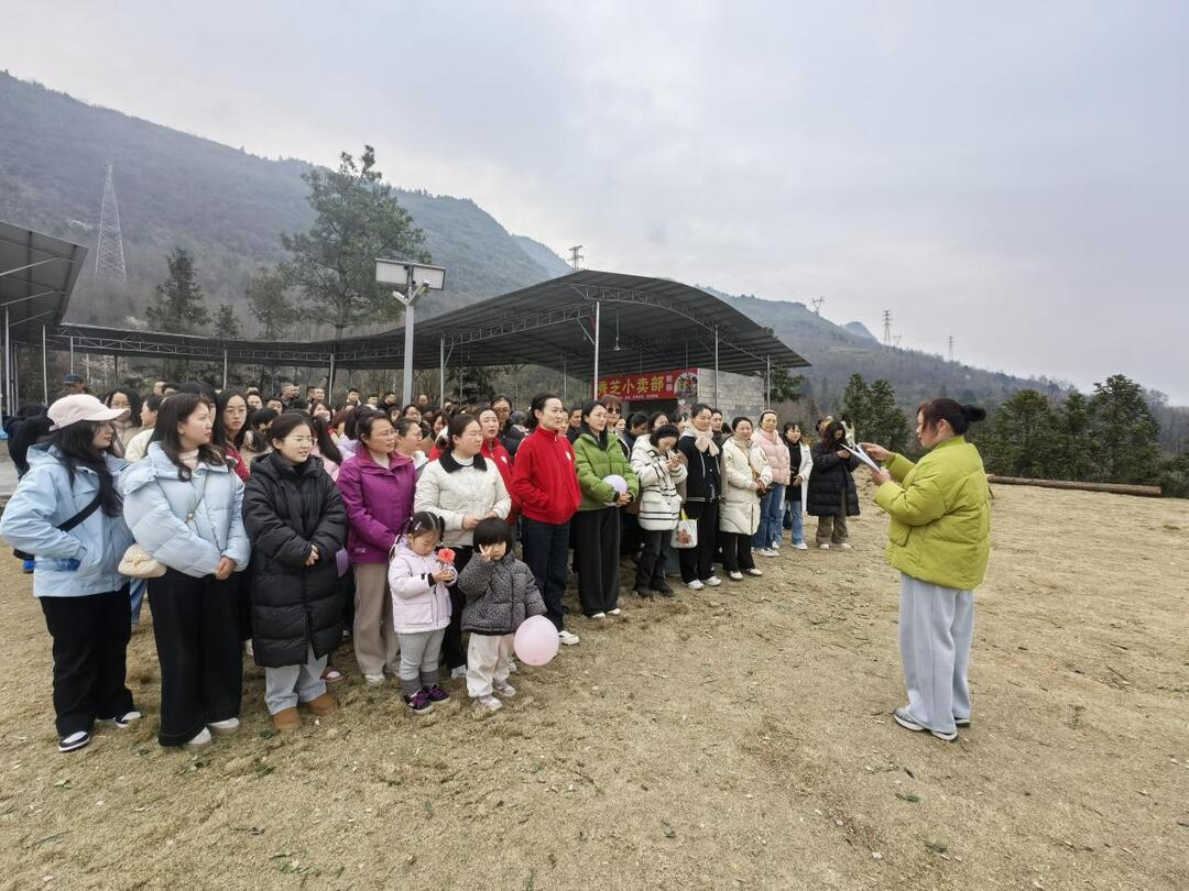 湘西州精神病醫(yī)院開展慶?！叭恕眹H勞動婦女節(jié)系列活動