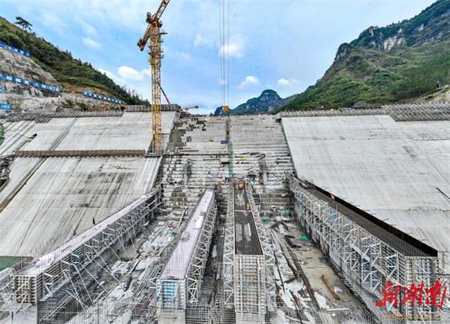 Working Against the Clock to Construct Daxingzhai Reservoir