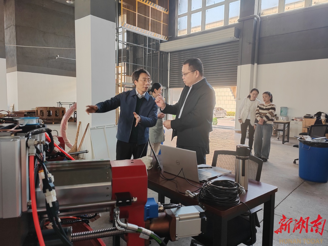 “税惠春风”吹进科创企业！湘潭高新区税务局上门送策解难题