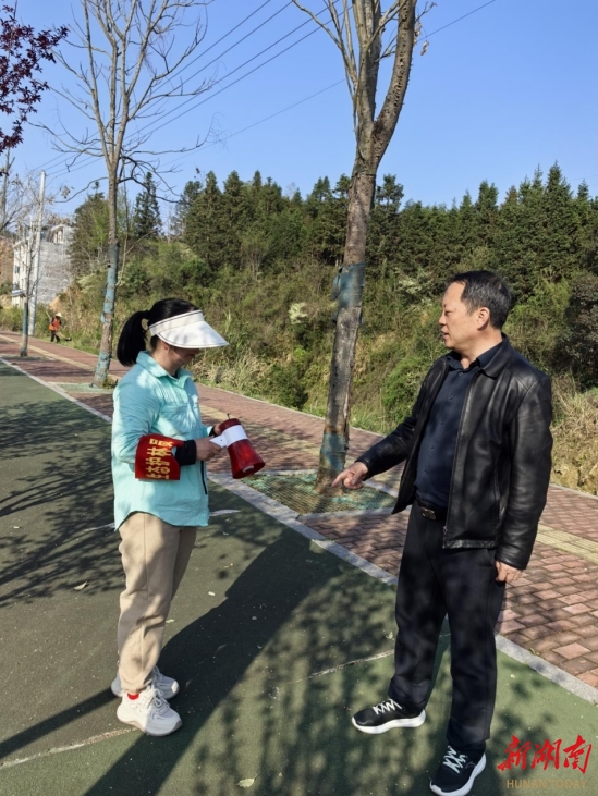 炎陵县霞阳镇：人大代表“三力”齐发 筑牢森林“防火墙”