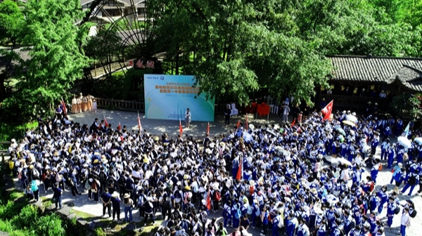 地心秘境织梦人！张家界黄龙洞景区总经理谢敏：十九年谱写洞天守护诗篇