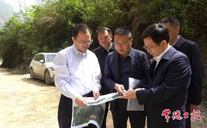 常德市市长周振宇在石门县调研督导生态环保工作