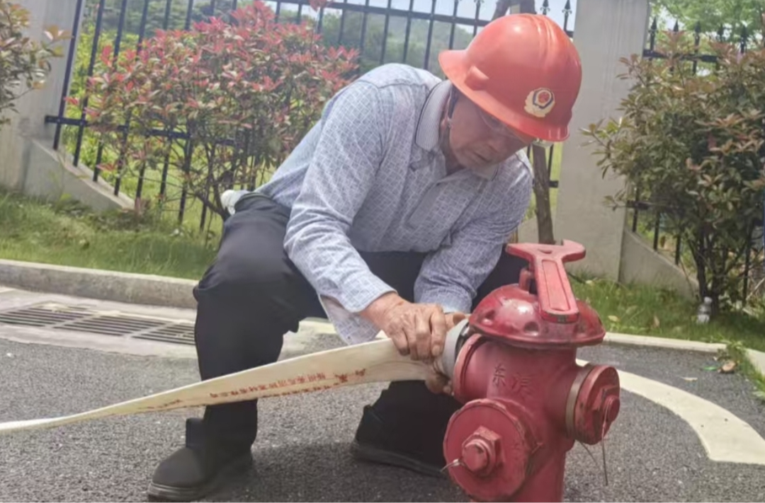 赛场变课堂！资兴市开展养老机构消防安全技能比武