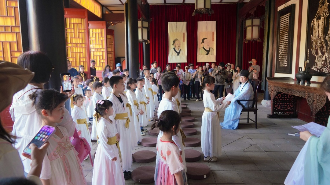 从拜师礼到家风课——在岳麓书院以“仪式感”激活传统文化基因