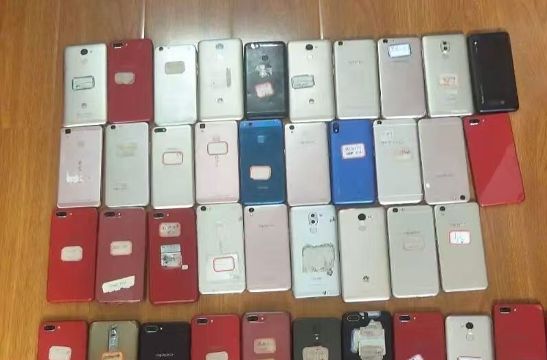 缴获作案手机65部长沙警方打掉一个“手机口”涉诈团伙