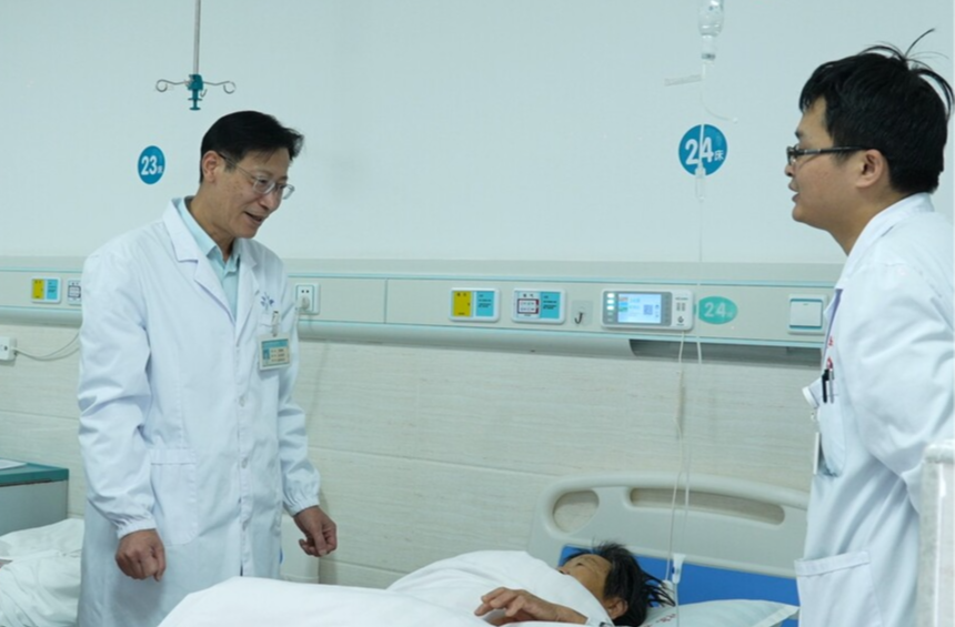 临武：医疗专家驻点帮扶，群众家门口享优质服务