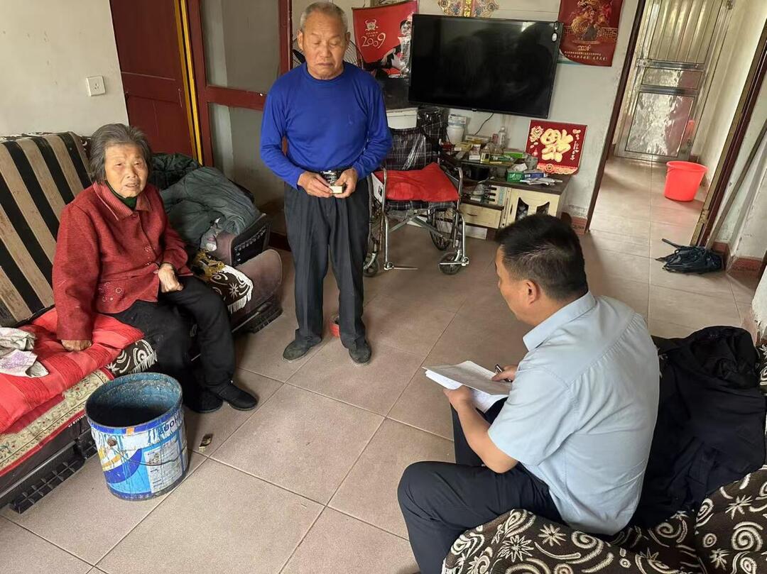 君山区残联：办证不等人 服务送上门