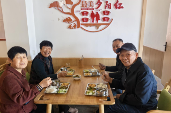 南县又东村构建多层次养老助餐服务体系