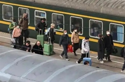 五一假期铁路出行 这些城市很热门