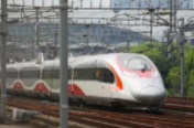 “五一”出游车票怎么买可选择联程线路，预填信息更快捷