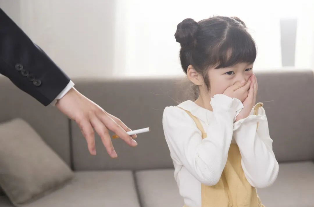 晒太阳会致癌？吃大蒜能防癌？专家解答→