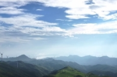 视频丨仰天湖大草原把春天骑进云端