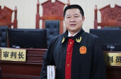 懷化法院“十佳法官”風(fēng)采展 | 段承信：初心不改 鑄就匠心審判