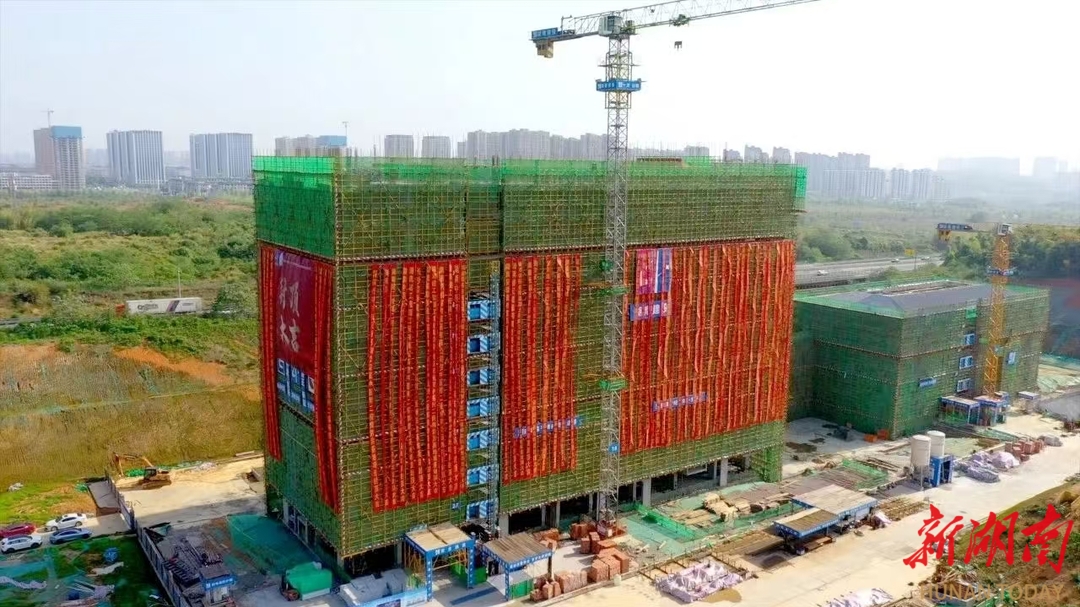 省级重点医疗工程封顶！长沙高铁西城片区医疗能级再提升