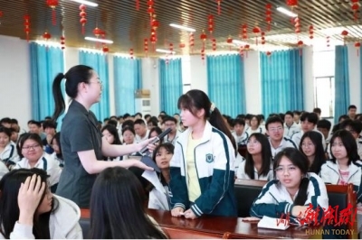 常寧法院攜手多方進(jìn)校宣講國(guó)安知識(shí)