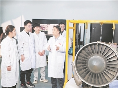复杂航空构件有了“体检专家”