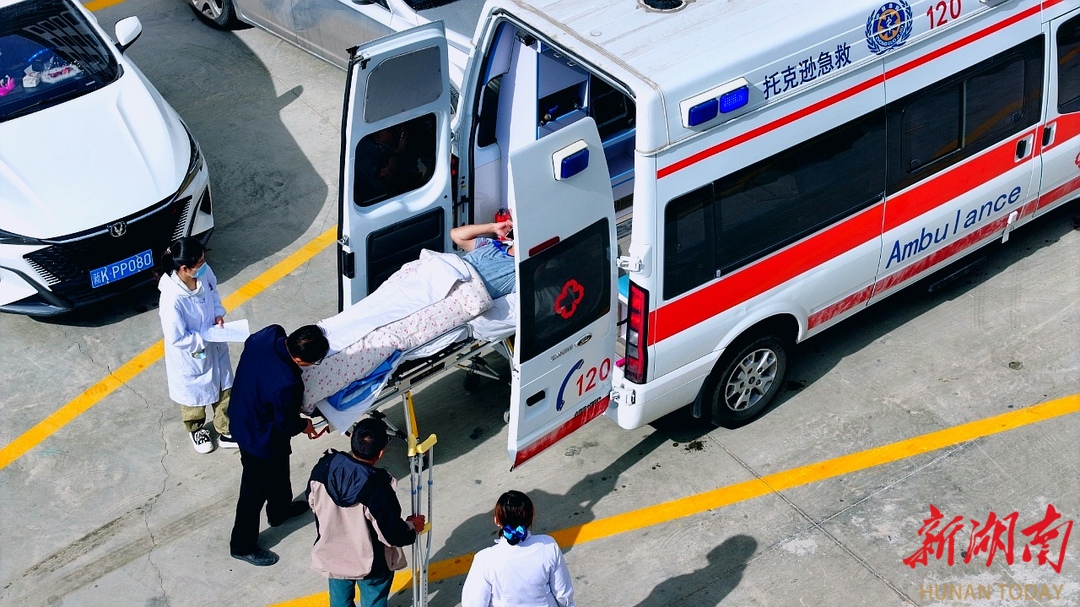 湘疆同心護航生命遷徙  托克遜縣人民醫(yī)院“零差錯”整體搬遷