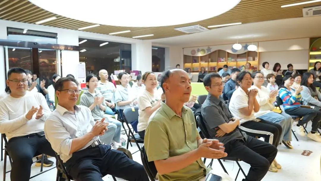 书香漫溢乾州城，吉首首期文史读书分享会开启文化寻根之旅
