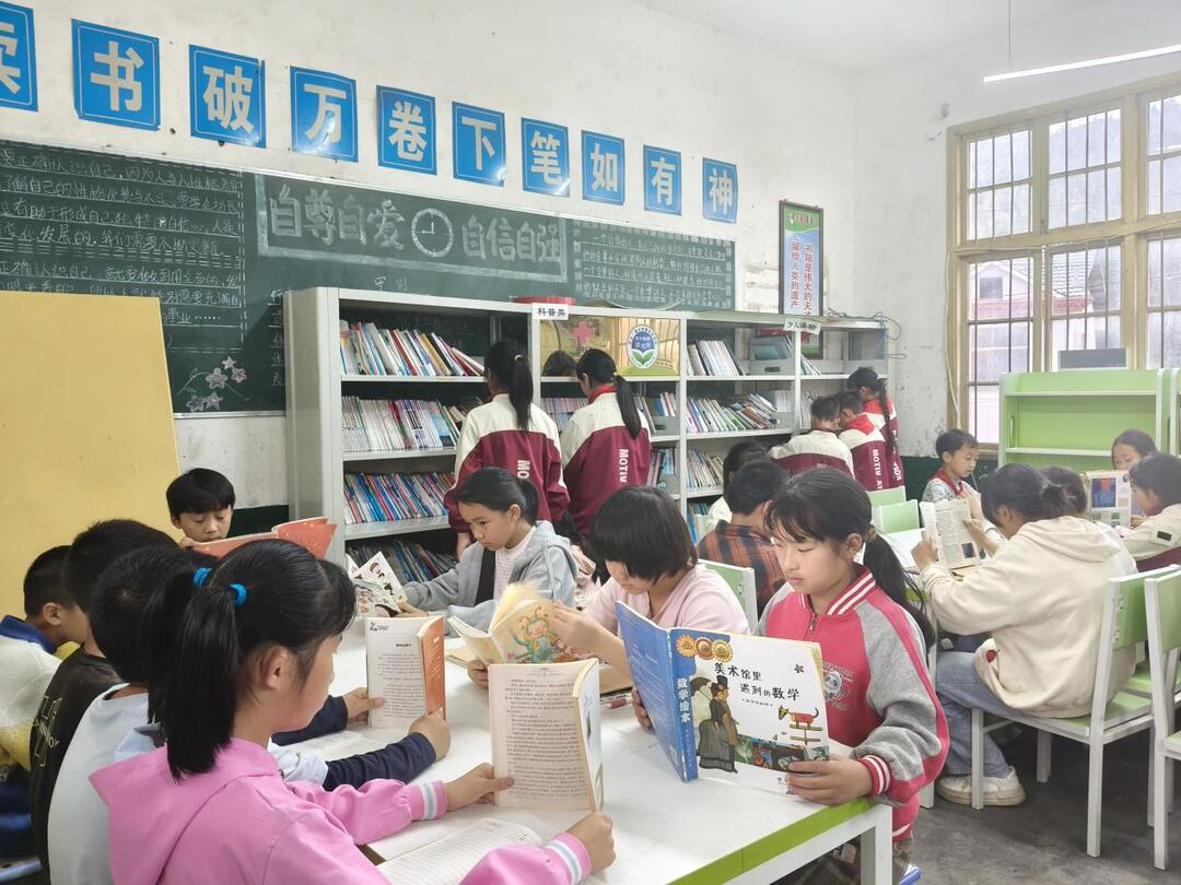 会同王家坪明德学校：经典阅读助成长