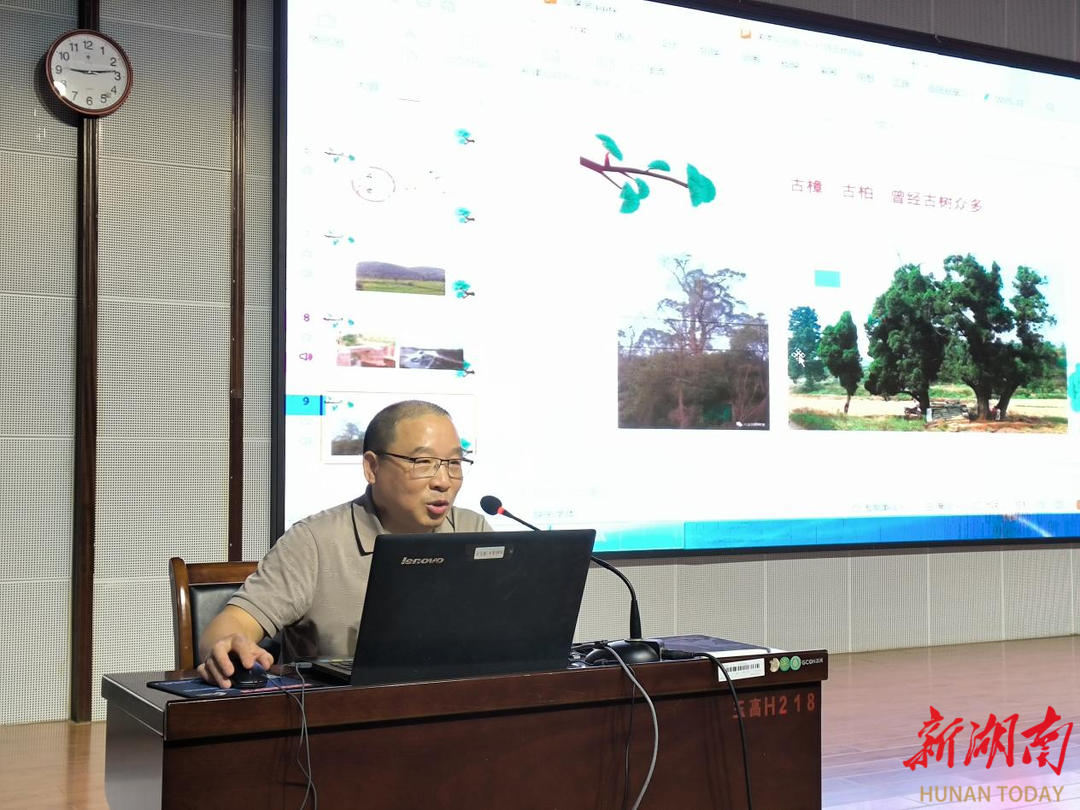 ​湘籍作家黄孝纪走进广西共话农耕文化