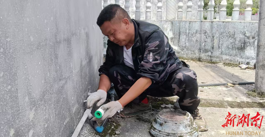 退役不褪色  網(wǎng)格踐初心——記龍山縣石羔街道正南社區(qū)第五網(wǎng)格長(zhǎng)段亞軍