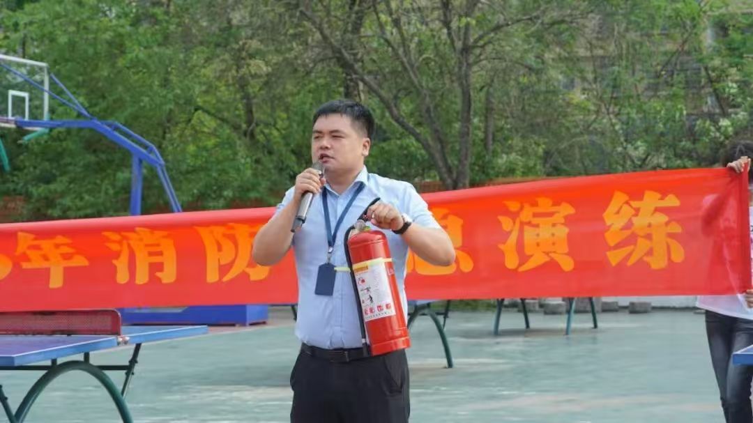 衡南县三中消防安全系列活动:为校园安全“加码”