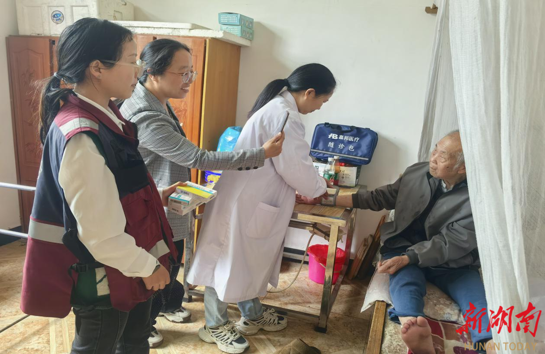 江永縣：家庭醫(yī)生簽約 守護群眾健康