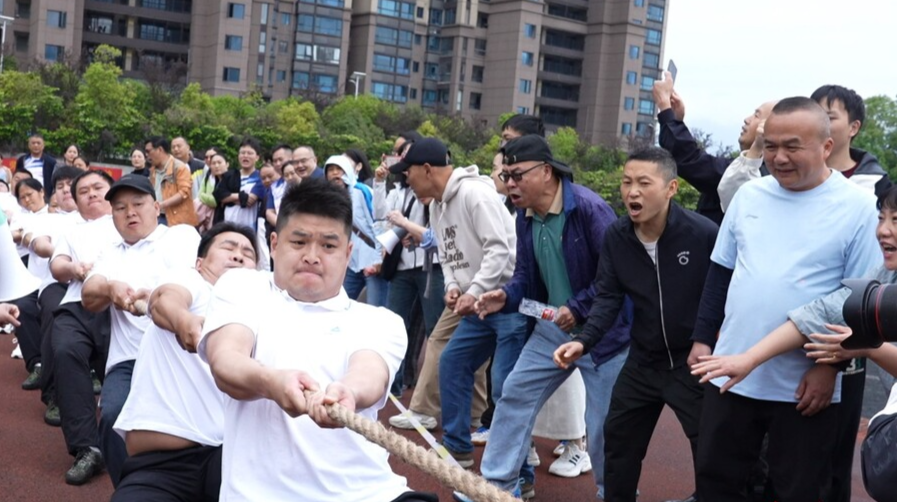 临武县举办职工运动会，吸引全县113支代表队、约2400名职工参与