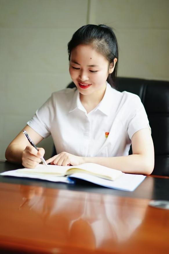 家教周刊|如何正确跟孩子“谈钱”？