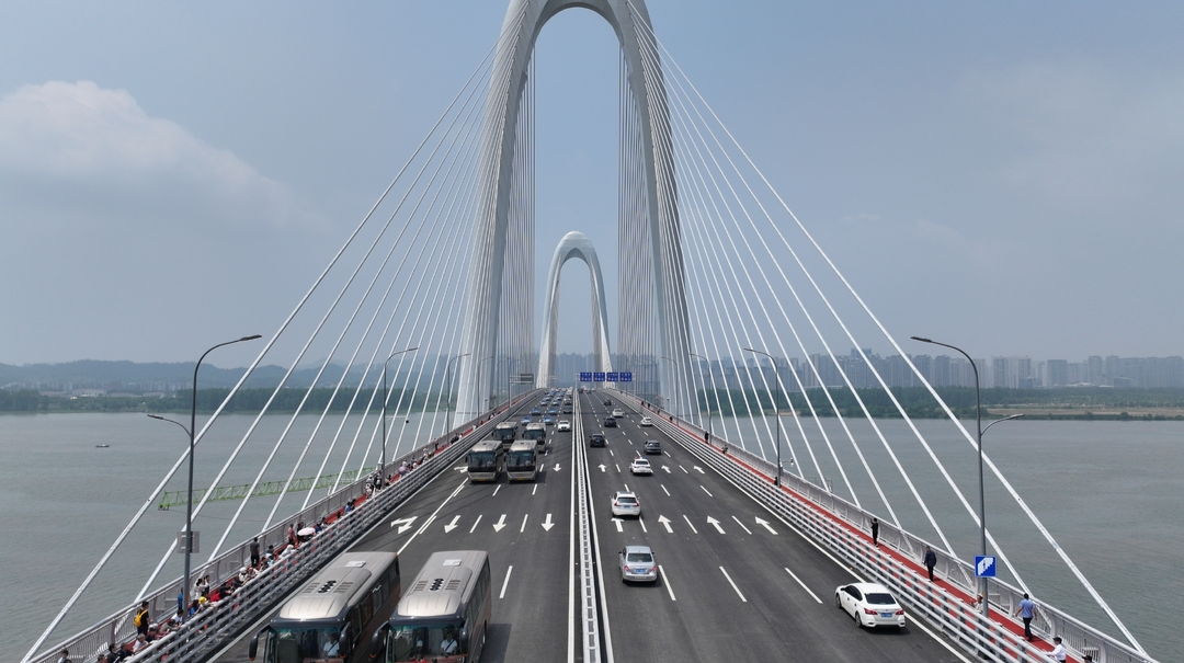 图集|长沙兴联路大桥正式通车