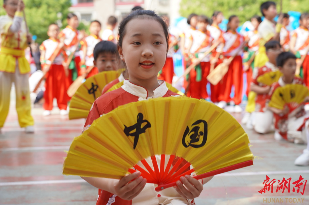 图片新闻 | 校园文化促孩子成长