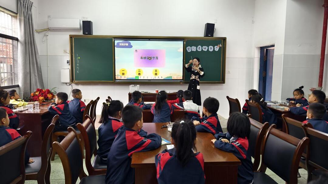 衡阳市石鼓区朝阳小学：AI赋能科教赛道 青葵教师初展锋芒