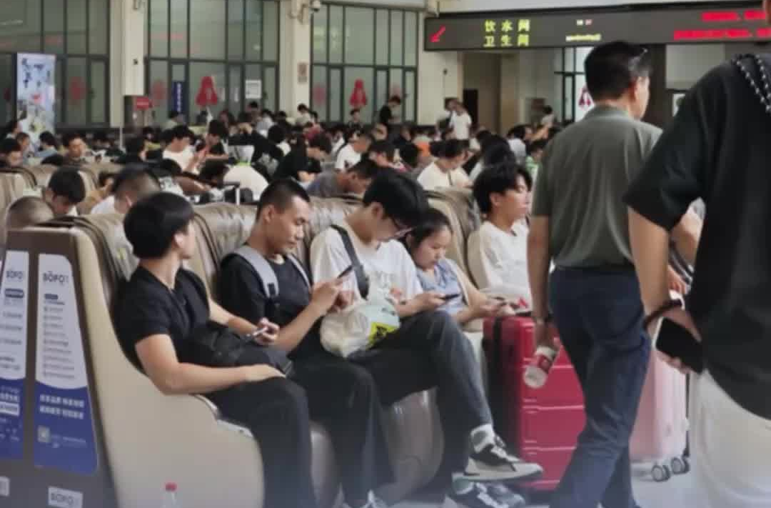 嗨FUN五一｜岳阳、常德、益阳等车站假期增开22趟始发临客
