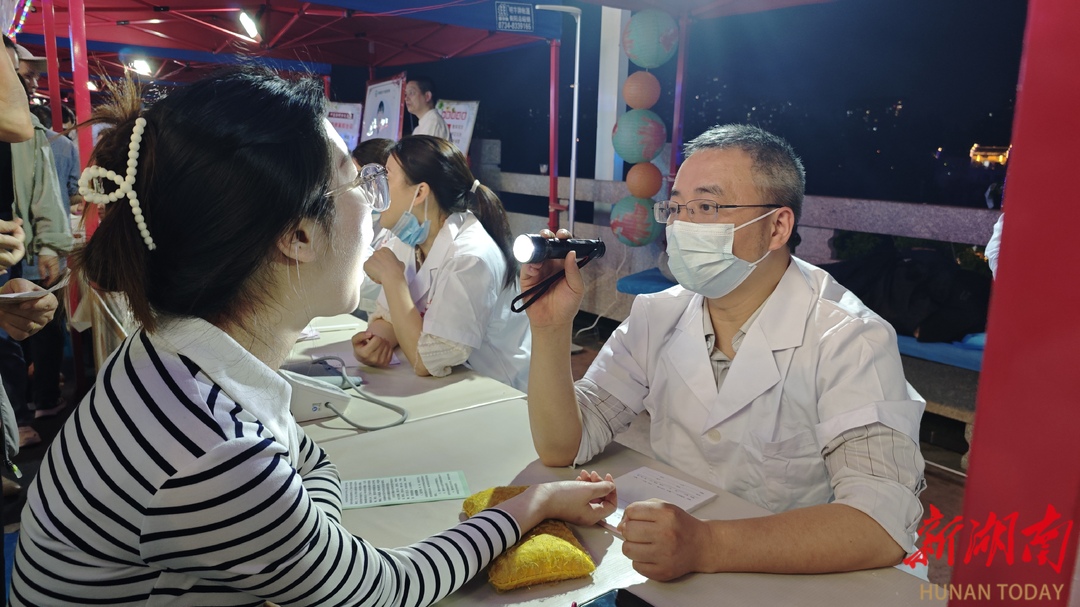 开启沉浸式养生新体验！珠晖区春季中医健康夜市开市 