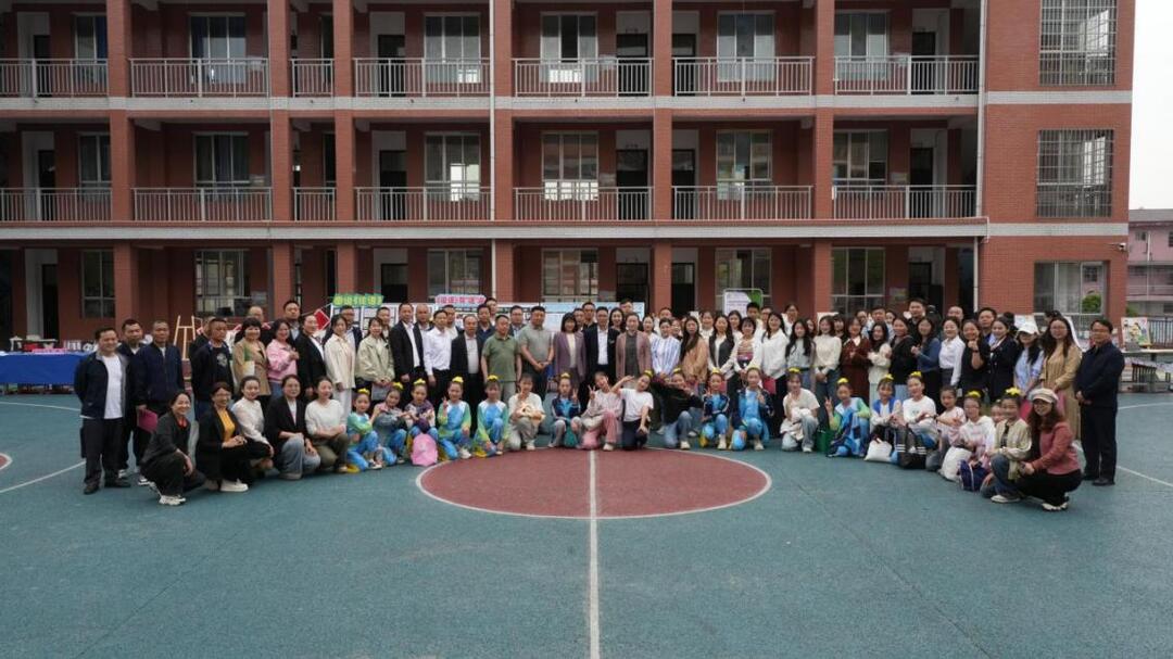 沅陵：官庄镇中心小学茶韵育人成果获全县推广