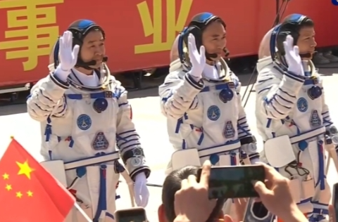 平安抵京！
