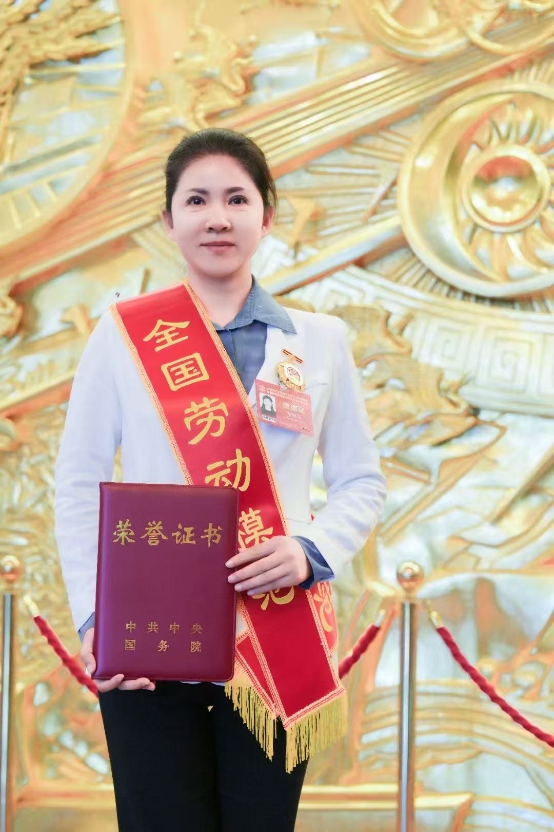 全国劳模董敏芳：十多年深耕家乡土地，实现“穿着皮鞋种庄稼”