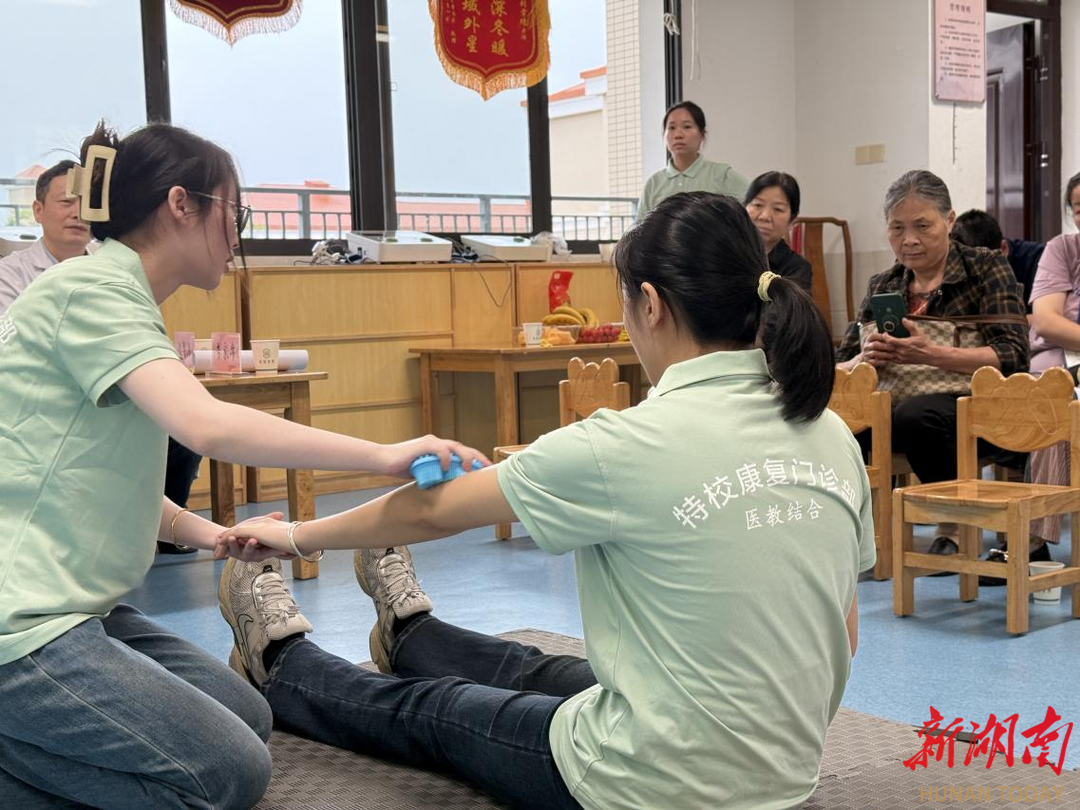 株洲市特殊教育学校举办孤独症医教融合家长会