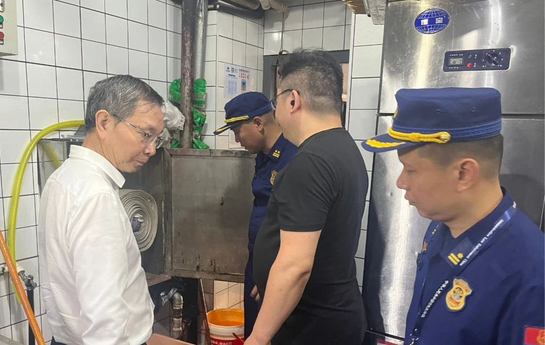 小长假首日，市长陈恢清督导检查这项工作